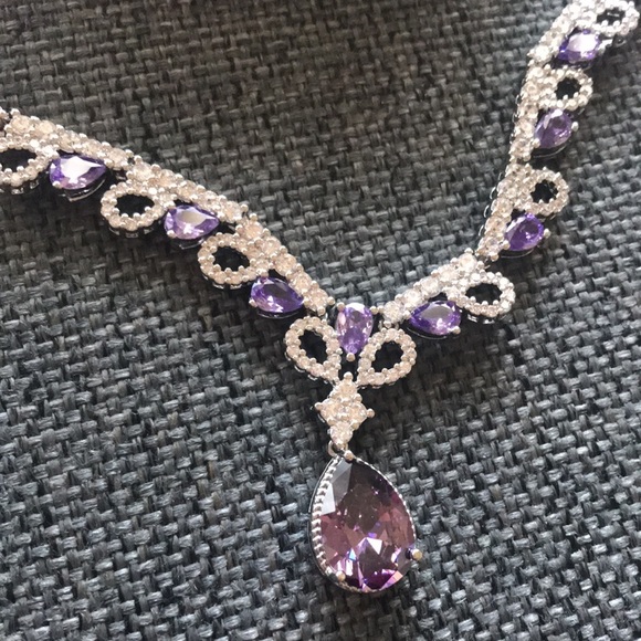 Custom Jewelry “Tears of the Ocean” Necklace - Picture 4 of 9